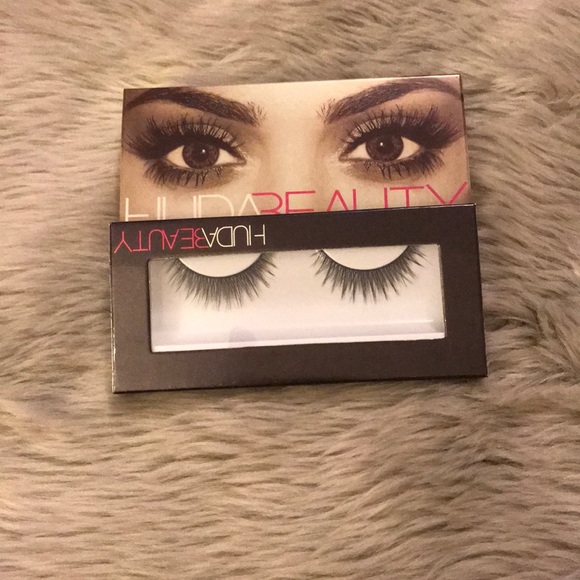 🎁BUY 2 GET 1 FREE‼️AUDREY REAL MINX FALSE LASHES - Picture 1 of 4